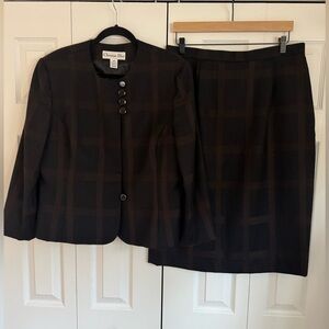 Vintage Christian Dior Black Brown Wool Plaid Skirt Suit Set Size 16